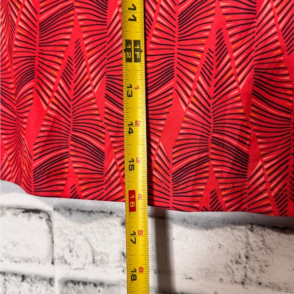 Gymshark Red Leaf Pattern Mini Skort‎ size Large - Picture 3 of 8